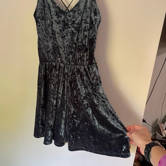 Velvet Romper - Picture 3 of 5